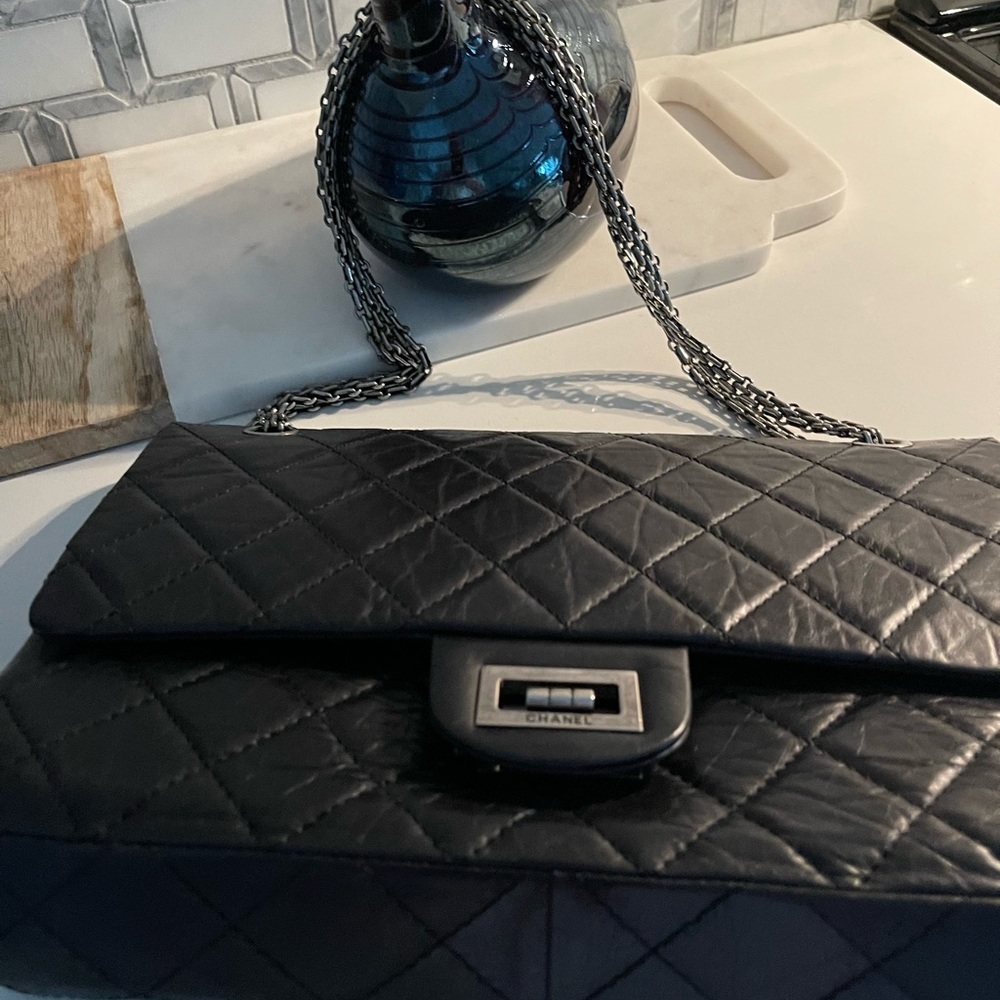 Chanel Black Purse 2.55 lamb skin comes with dust bag and box.. Quilted - Picture 3 of 13